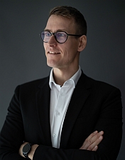 Dr. Tom Mannewitz