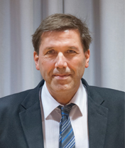 Dr. Thorsten Heyer